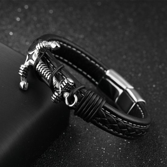 Unique Knot Shape Genuine Leather Men Bracelets