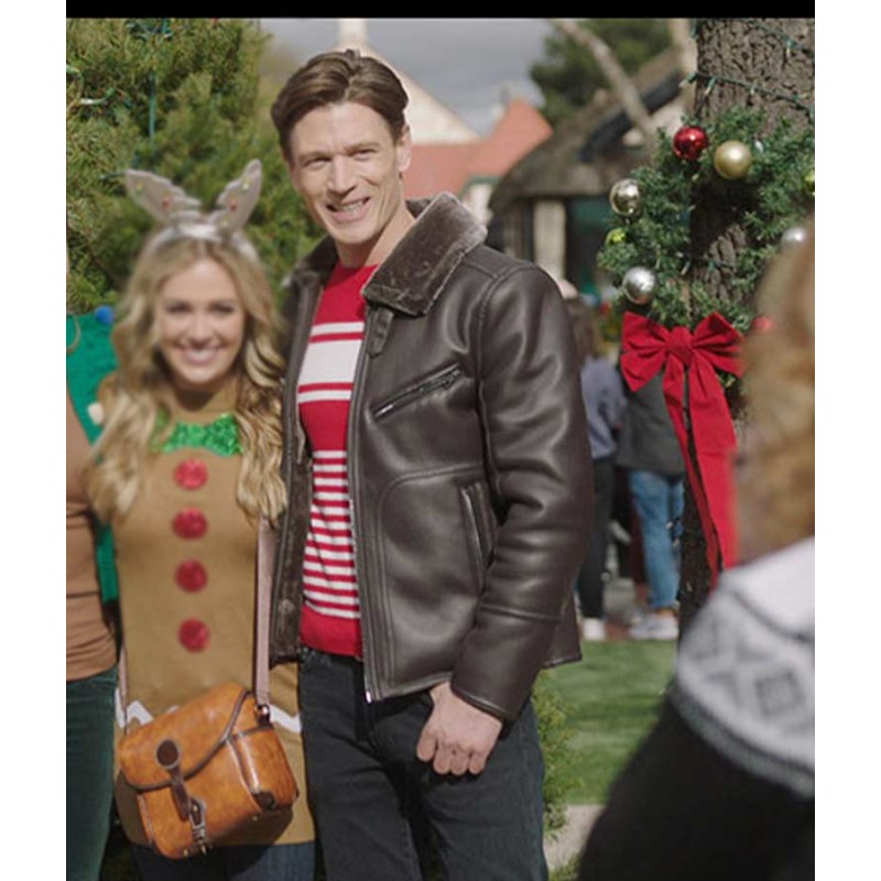 A-Very-Charming-Christmas-Town-Sawyer-Larsen-Leather-Jacket-with-Shearlign-Collar-800×800 (1)