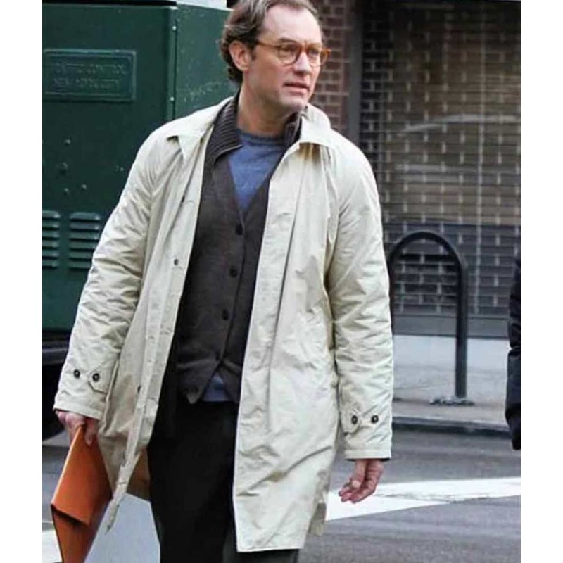 Ted-Davidoff-A-Rainy-Day-In-New-York-Jude-Law-Coat-800×800
